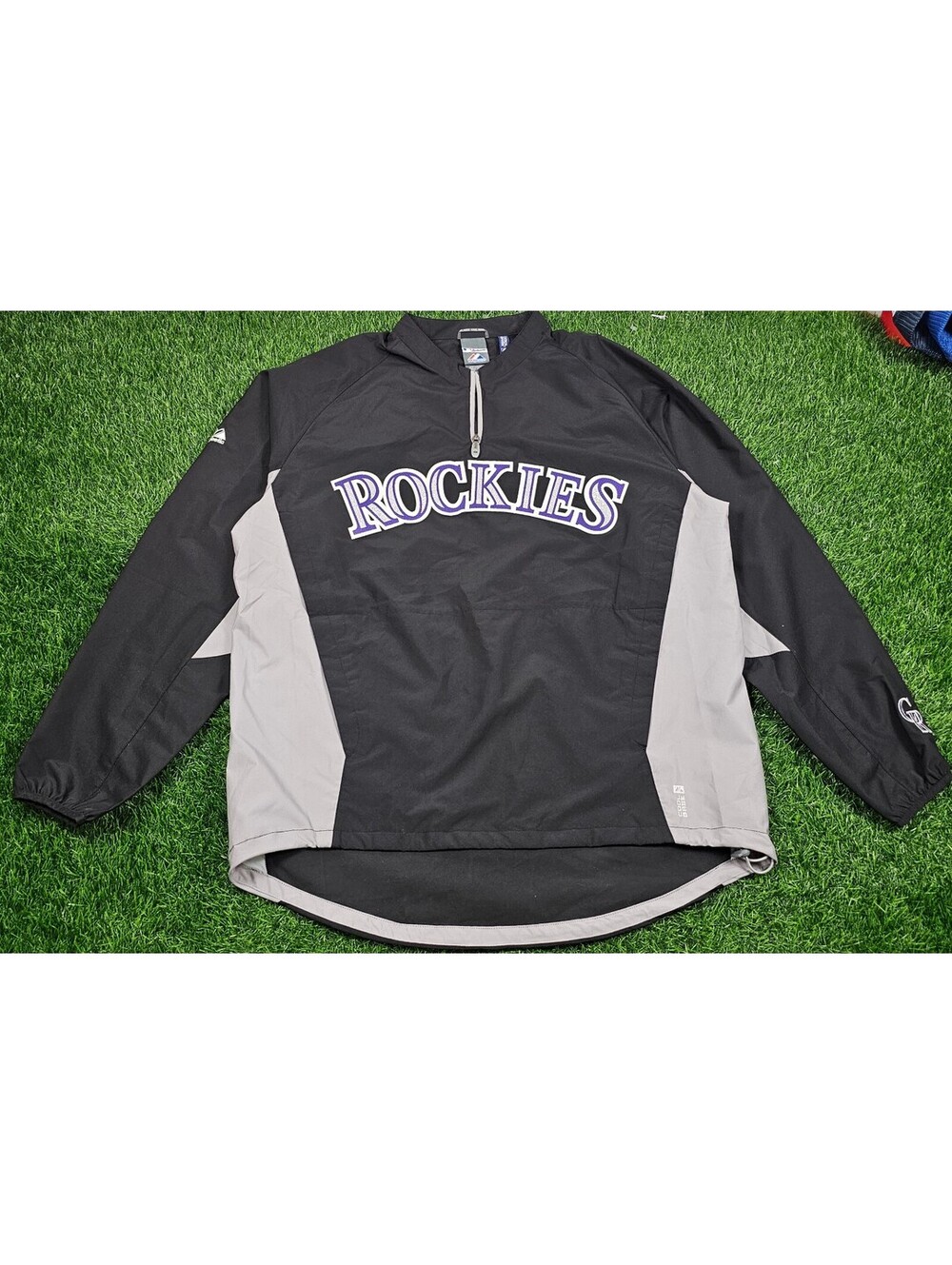 Colorado Rockies Cool Base Black Gray Quarter-Zip Pullover Size Medium